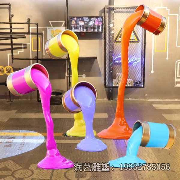 城市玻璃钢油漆桶雕塑 城市玻璃钢油漆桶雕塑