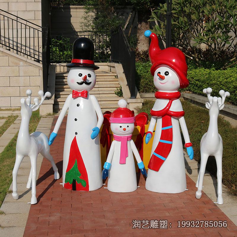 商业街玻璃钢雪人雕塑 商业街玻璃钢雪人雕塑