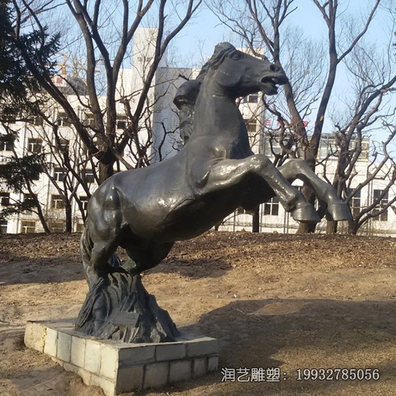 公寓动物马铜雕 公寓动物马铜雕