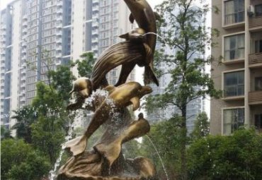 街道海豚动物铜雕