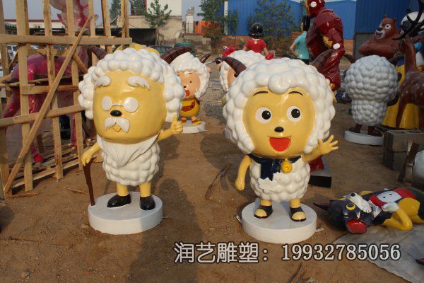 商业街玻璃钢喜羊羊与灰太狼雕塑 商业街玻璃钢喜羊羊与灰太狼雕塑