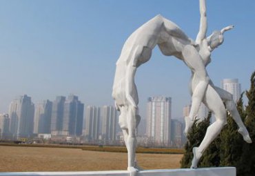 游乐场不锈钢体操雕塑