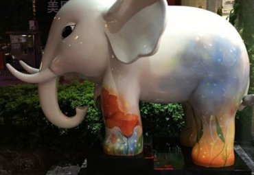 庭院玻璃钢大象雕塑