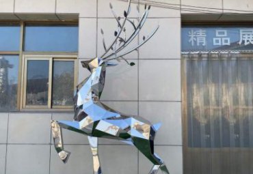 学校不锈钢鹿动物雕塑