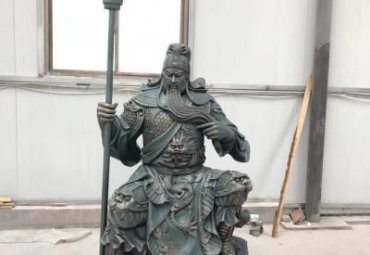 小区关公人物铜雕