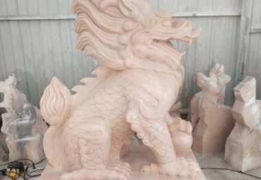 游乐场麒麟动物石雕