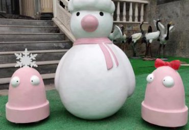 商场玻璃钢雪人雕塑