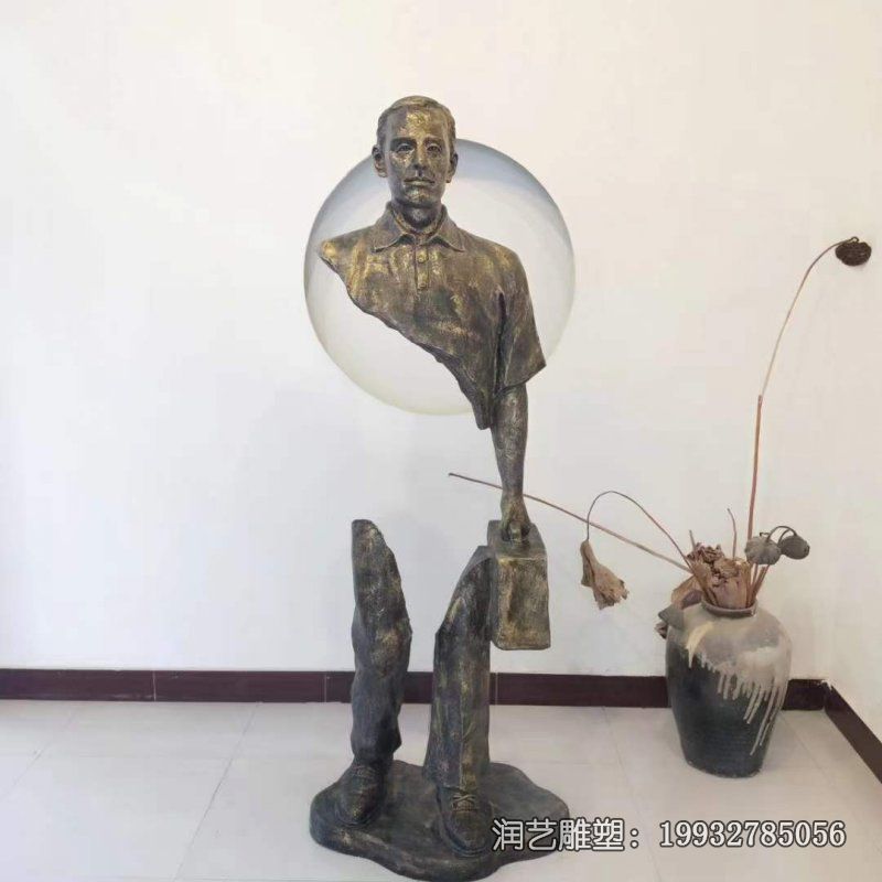 小区抽象人物铜雕 小区抽象人物铜雕