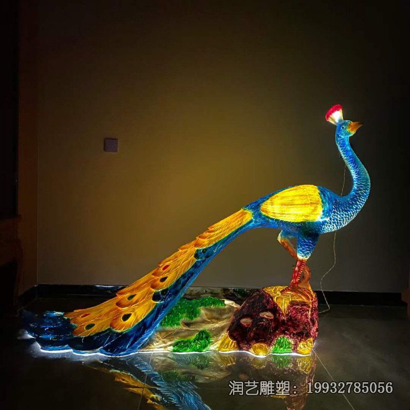 公寓玻璃钢孔雀雕塑 公寓玻璃钢孔雀雕塑