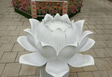 酒店景观荷花石雕