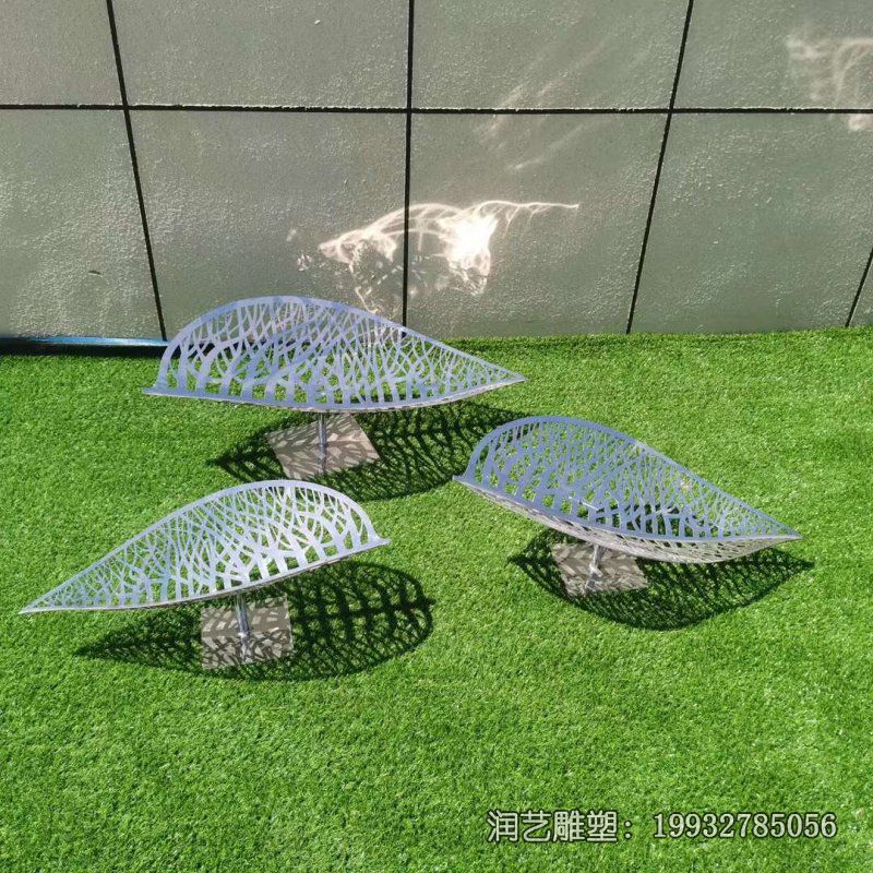 不锈钢树叶景观小区雕塑